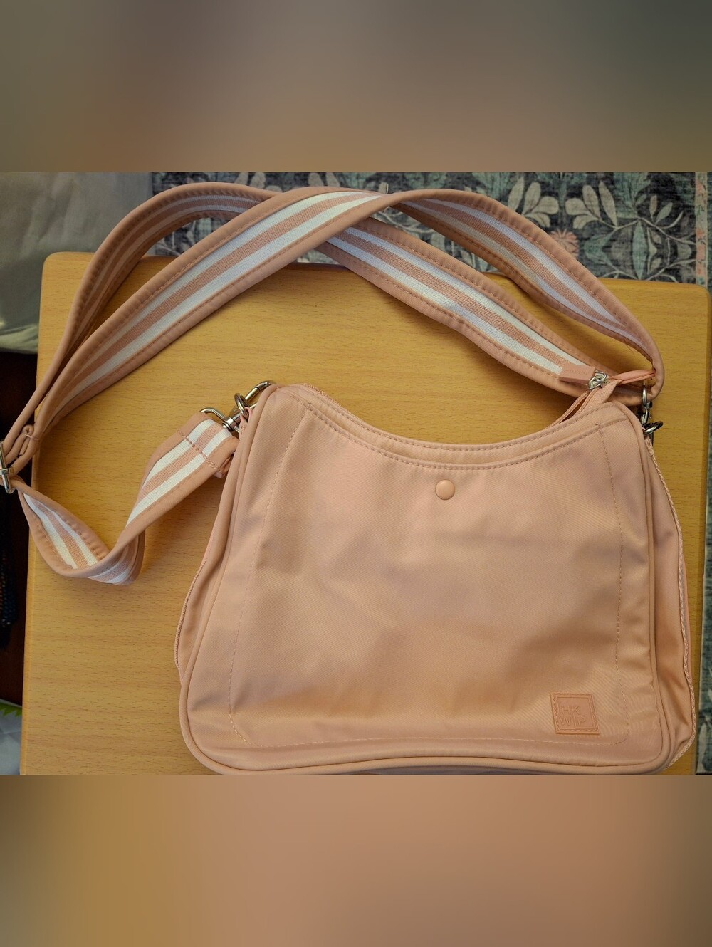 HKWP Women's Pink Small Crossbody Bag Zip Adjustable Detachable Strap Pockets
